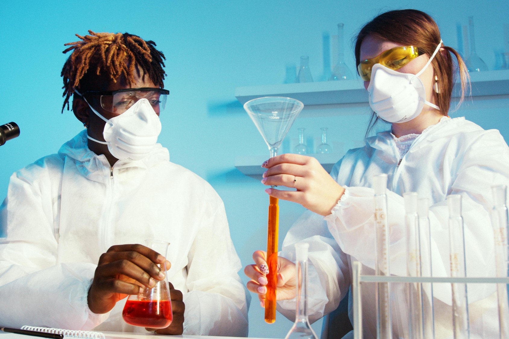 百济神州新药索托克拉获FDA突破性疗法认定，或B细胞淋巴瘤治疗新星！Orbis计划助力全球上市