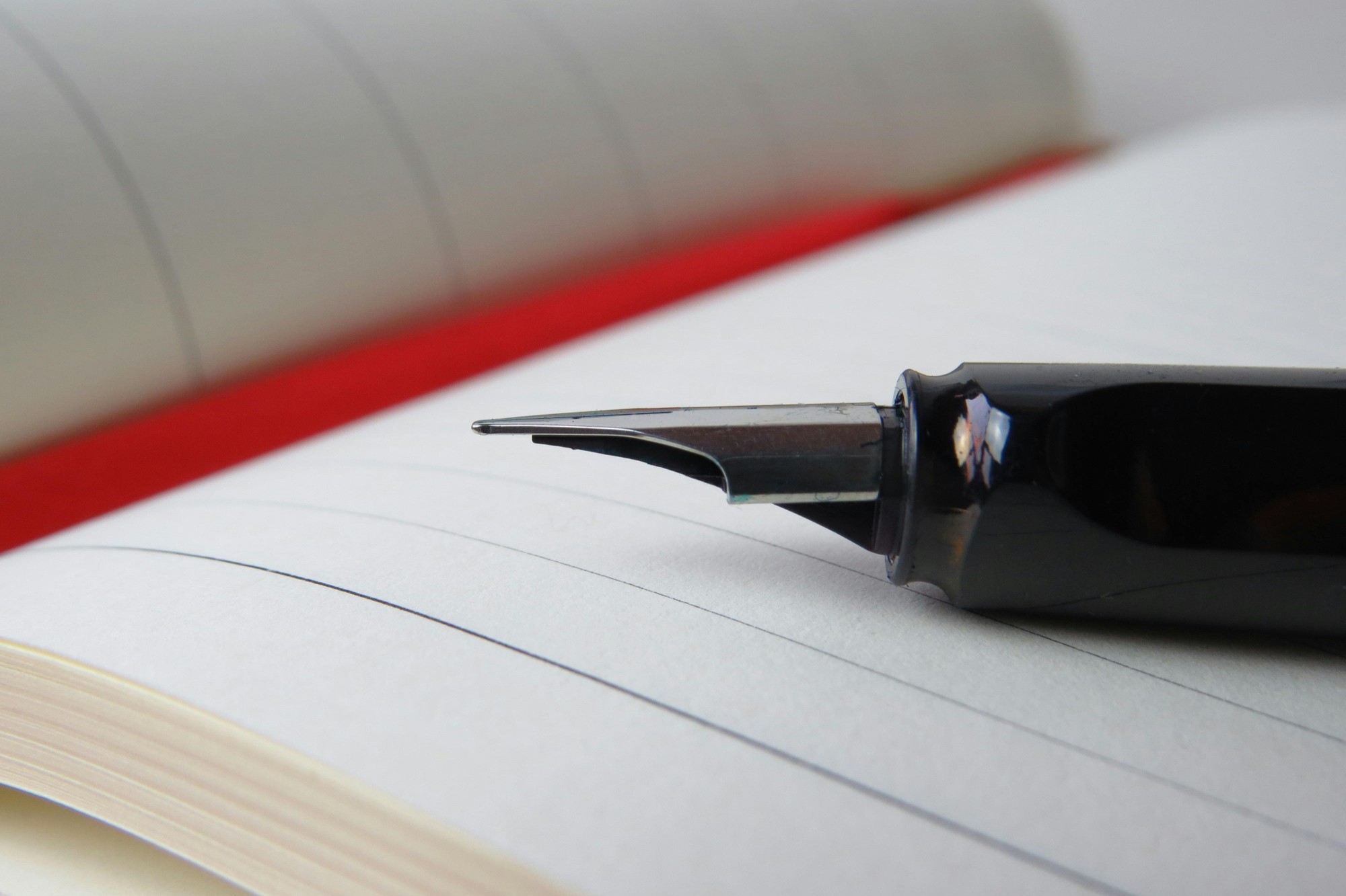 中央经济工作会议提出，优化药品集中采购