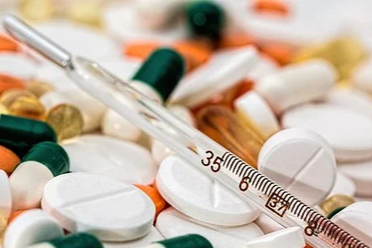 药监局发布修订氨酚麻美口服溶液等14个品种药品说明书的公告