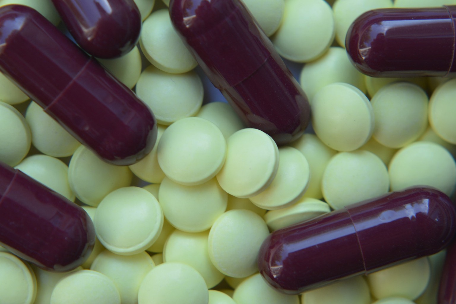 海思科中长链脂肪乳/氨基酸（16）/葡萄糖（16%） 注射液过评