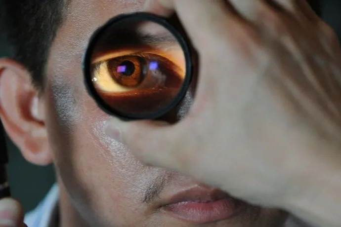 兆科眼科：目标缔造中国最大最全的眼科药企！