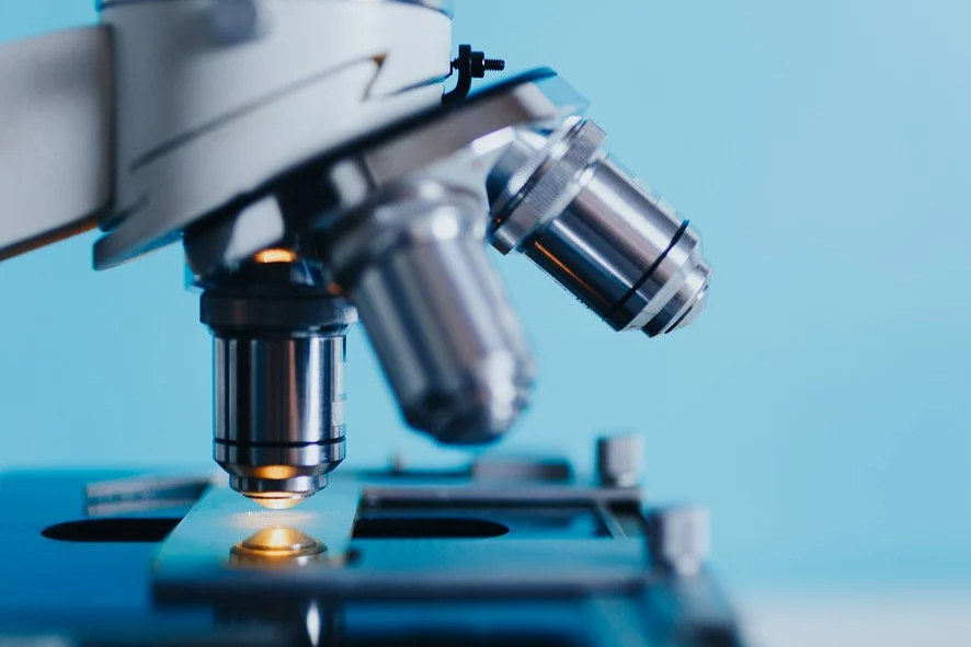 药用丁基橡胶塞穿刺落屑研究进展与思考