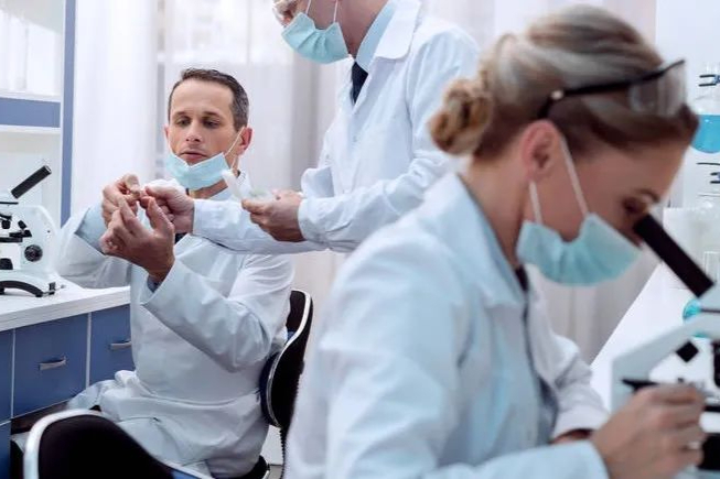 斩获美国FDA突破性疗法认证！葆元医药他雷替尼前景可期