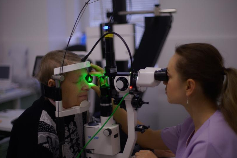 数据洞察眼科市场：解析2022年《中国眼科行业白皮书》（二）