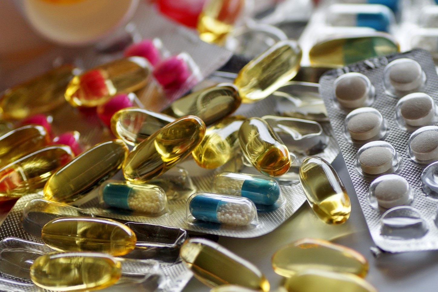 人福医药首个1类中药创新药上市！冲击百亿泌尿系统疾病用药市场