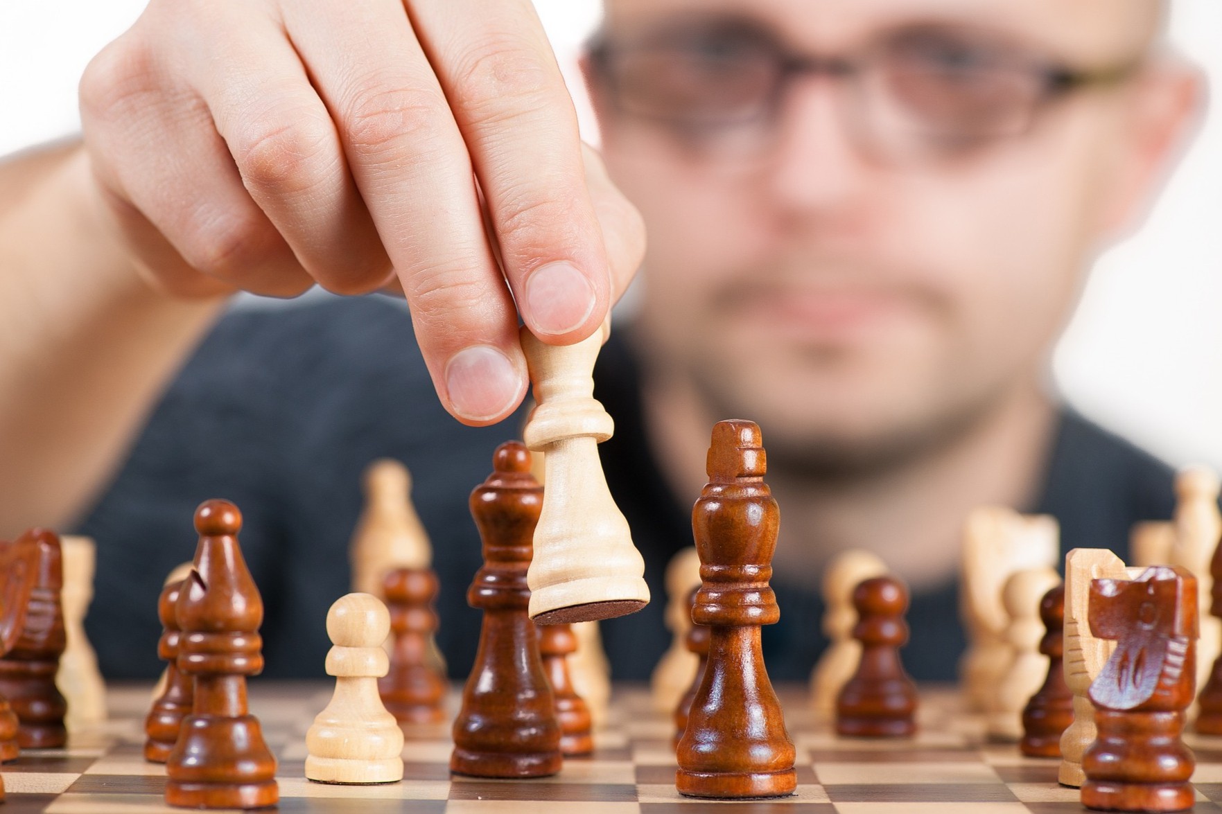 2023年Q1营收不尽人意，八大跨国药企调整研发战略！