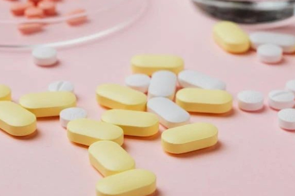 32亿「二甲双胍」！首个预防新冠后遗症药物，风险直降40%？