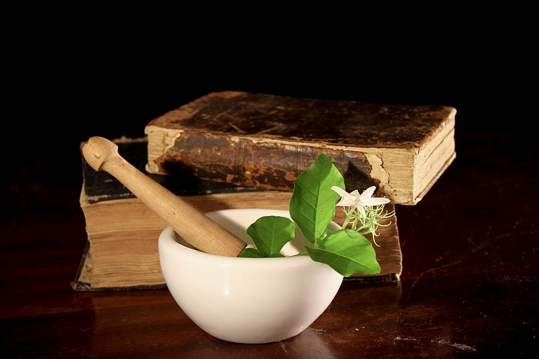 “一粒难求”片仔癀创最高增幅！中药保护品种，有多大市场潜力？