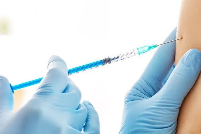 爆发！青峰医药4大品种同日过评，拿下大涨857%注射剂、3亿品种第二家