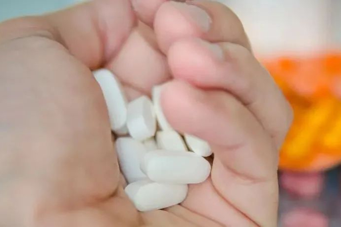 $18亿神药首仿决出！花落正大天晴，华东等三家企业！