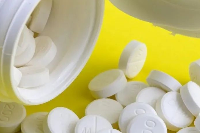 石四药开挂！十月过评6大品种，10亿药品最新拿下