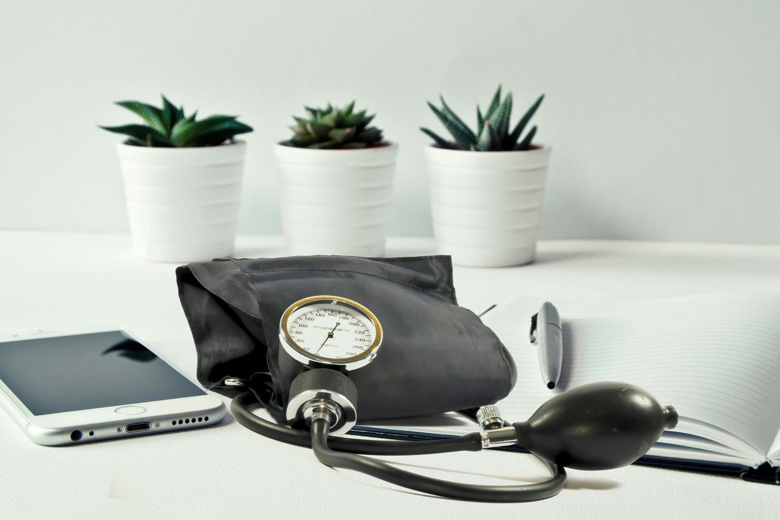 收购曼秀雷敦、创吉尼斯世界纪录，日本大药厂乐敦制药还有哪些新招？