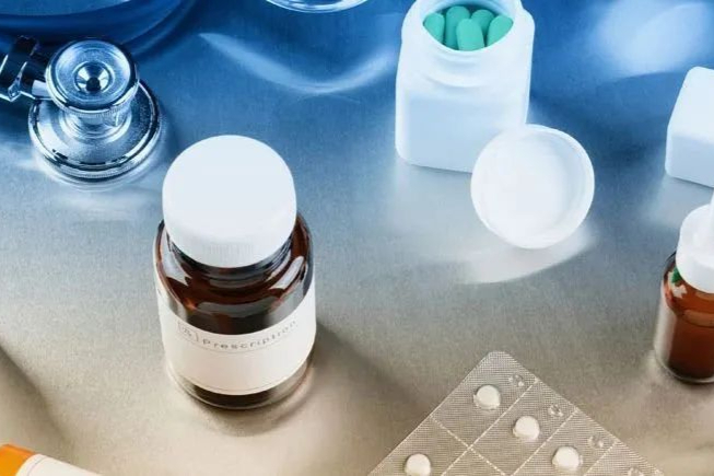 药物分析中的紫外分光光度法