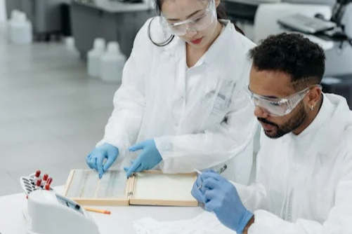 2024年丨在研改良型脂质体注射剂进展及企业竞争分析