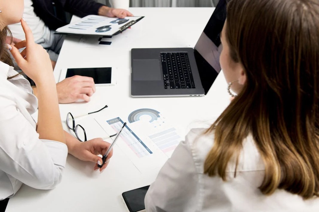 美国众议院通过《生物安全法案》，药明康德等5家中国生物科技公司受波及