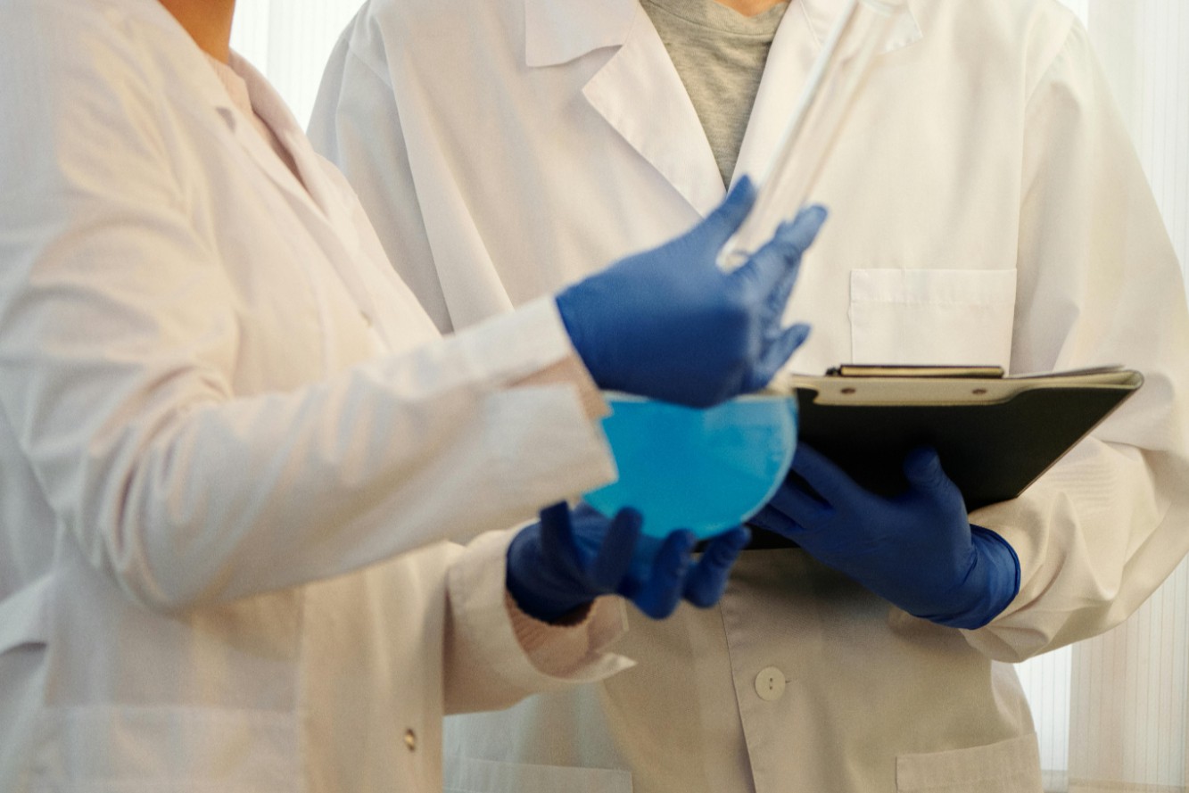 2024年国内抗HIV药物市场竞争分析：前沿生物、艾迪药业