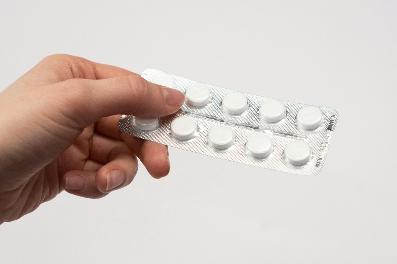 全球首个肿瘤靶向药伊马替尼仿制申请获受理，鲁抗医药进军肿瘤治疗领域