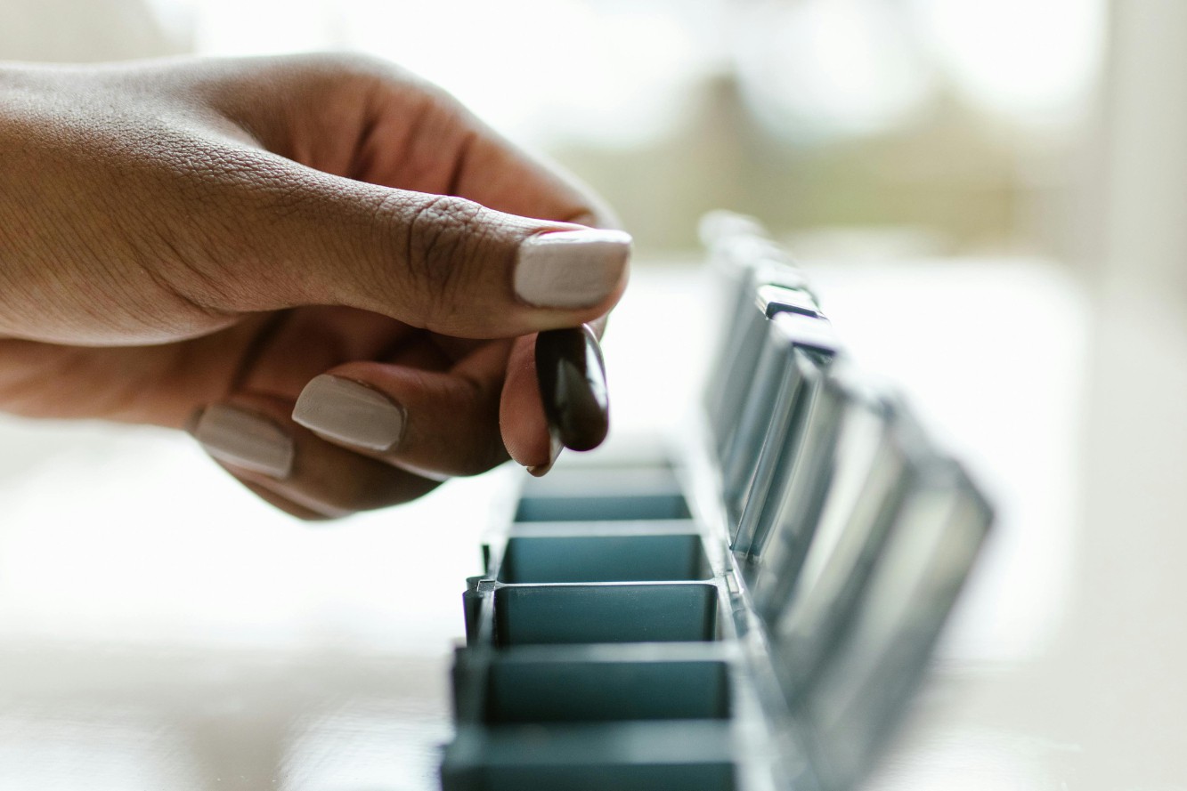 双石通淋与龙香平喘：两款独家中药品种保护申请同日受理