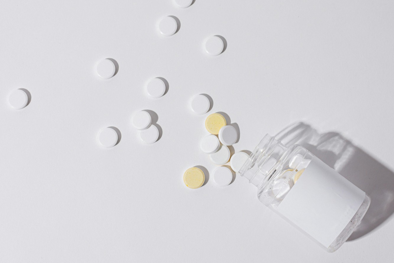 上海延安等3家药企竞速洛索洛芬钠凝胶首仿，外用止痛市场竞争白热化！