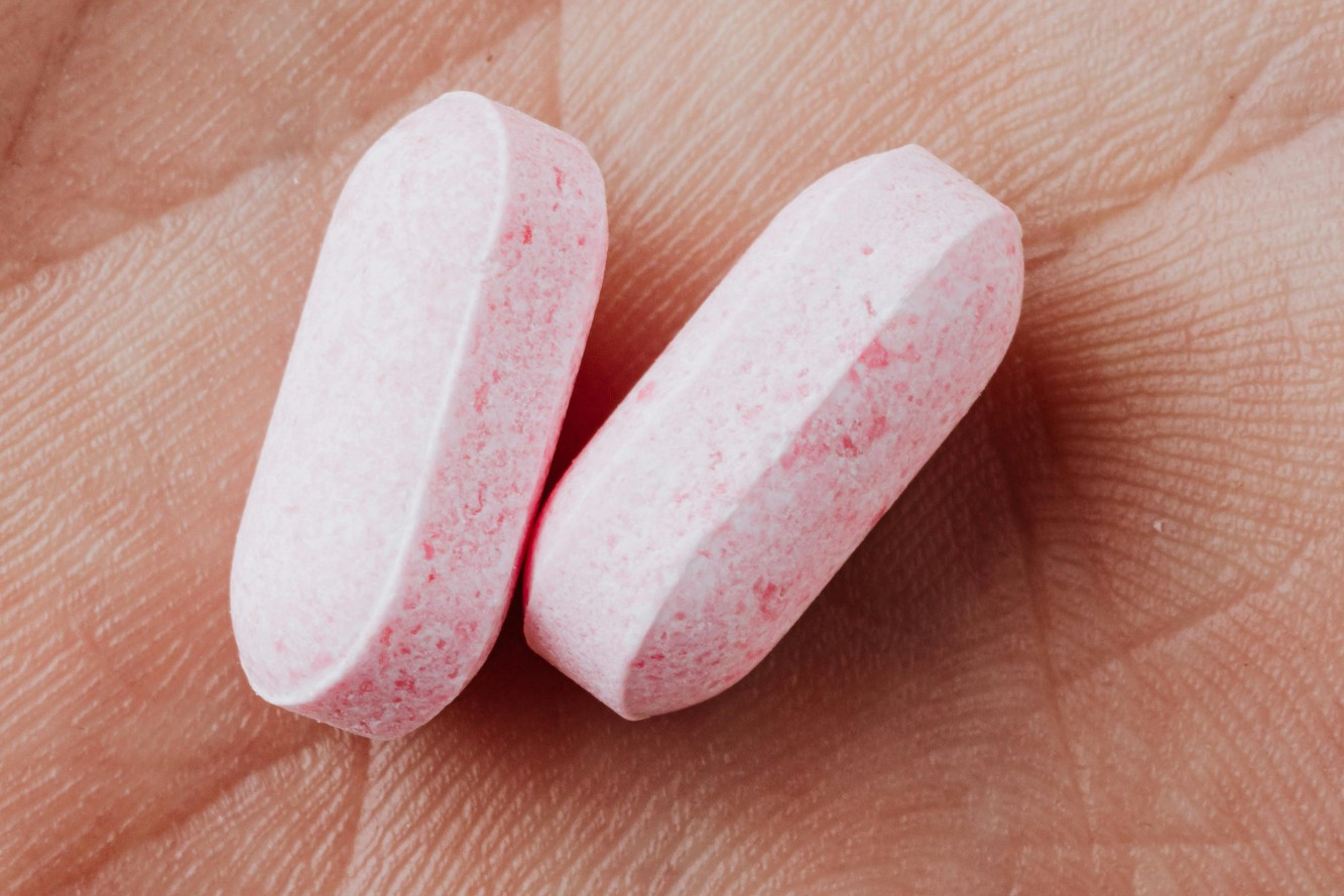 复星医药骨质疏松新药HLX14获FDA批准，竞争全球74亿地舒单抗市场！