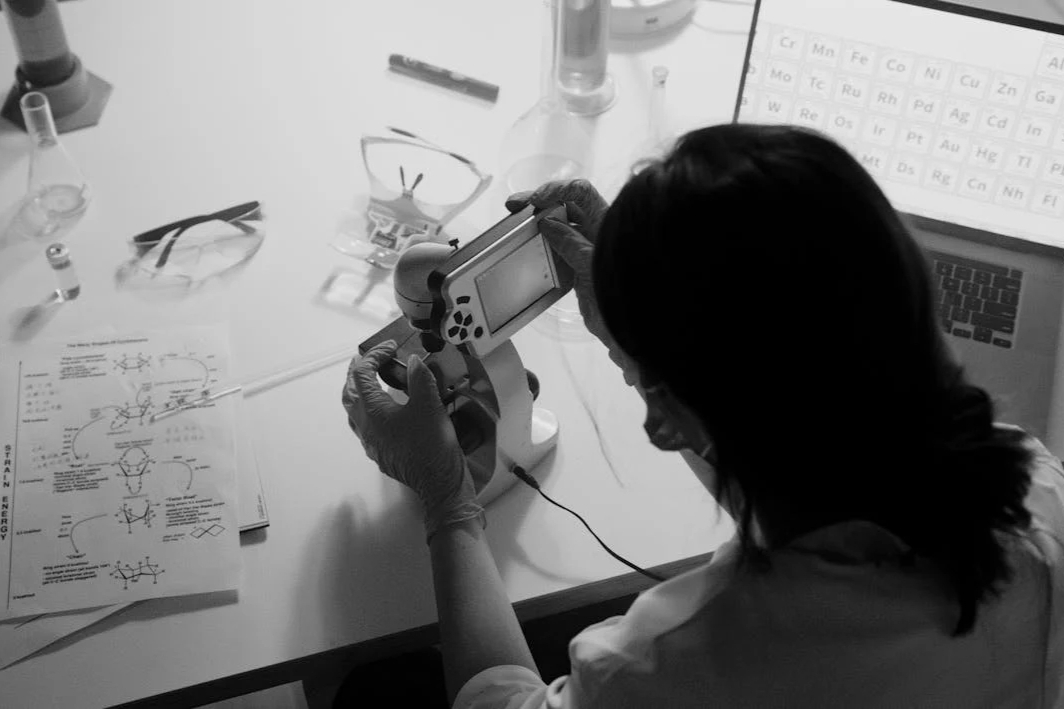 Intellia紧急暂停！nex-z基因疗法试验遇阻，患者安全风波致股价暴跌42%