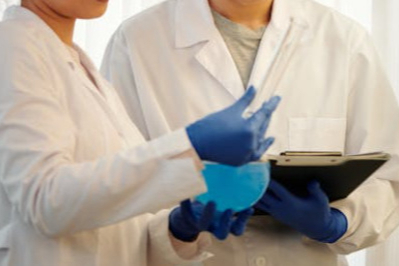 首仿之争打响！远大医药、科伦制药角逐重磅抗心衰药“盐酸伊伐布雷定口服溶液”市场