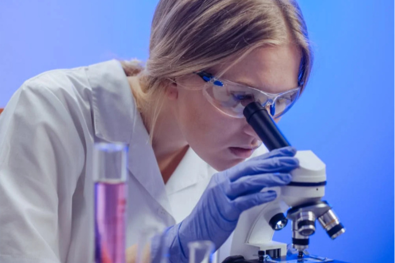 凯因科技股价暴跌近12%，1.11亿减值超净利，乙肝新药撤回背后监管审评趋严