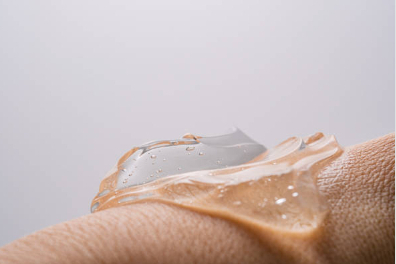 华润三九火力全开！热门仿制药阿达帕林凝胶获批上市并过评，经典名方桃核承气汤颗粒国内首获批